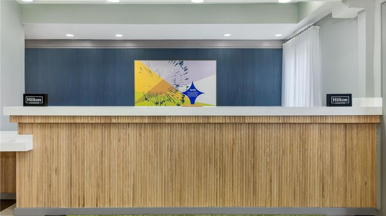 Spark by Hilton Indianapolis Northeast Lobby