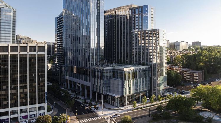 Hilton Arlington Rosslyn The Key Exterior