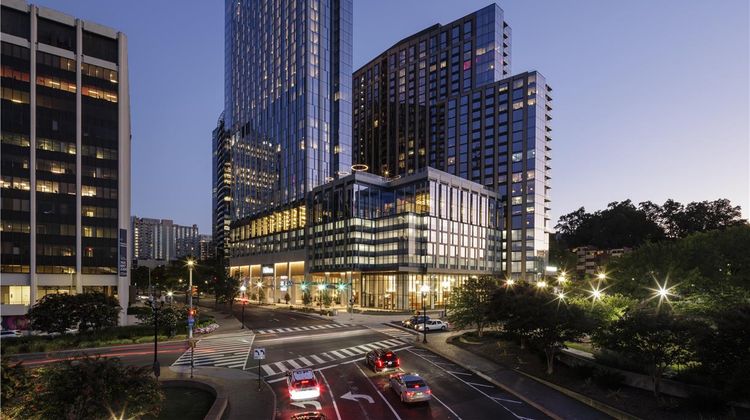 Hilton Arlington Rosslyn The Key Exterior