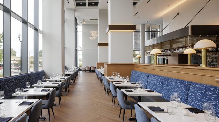 Hilton Arlington Rosslyn The Key Restaurant