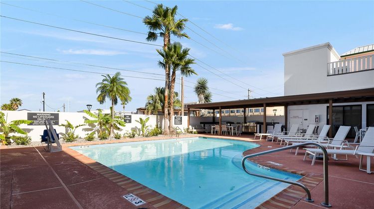Home2 Suites by Hilton South Padre Islan Pool