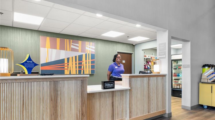 Auburn Place Hotel & Suites Lobby