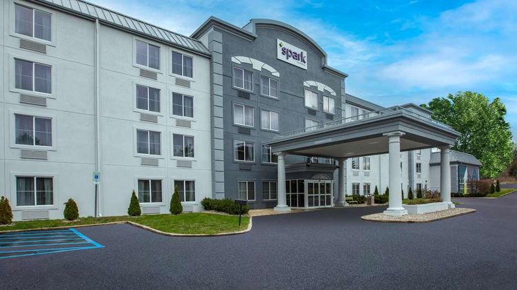 Spark by Hilton Walker Grand Rapids N Exterior
