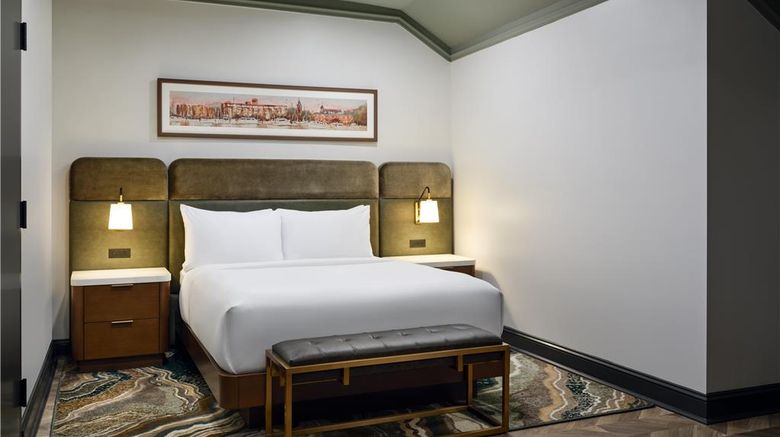 <b>Tryon Riverfront Inn Tapestry Room</b>. Images powered by <a href="https://iceportal.shijigroup.com/" title="IcePortal" target="_blank">IcePortal</a>.