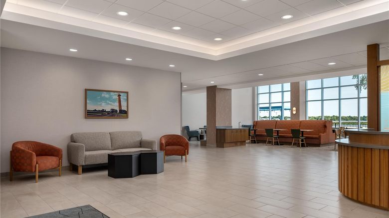 <b>Hampton Inn Port Clinton Catawba Island Lobby</b>. Images powered by <a href="https://iceportal.shijigroup.com/" title="IcePortal" target="_blank">IcePortal</a>.