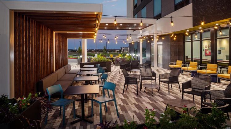 Home2 Suites by Hilton Exterior