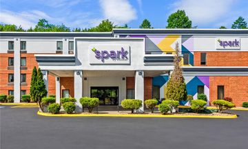 Spark by Hilton Lexington