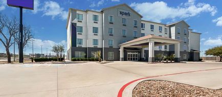Spark by Hilton Selma Exterior