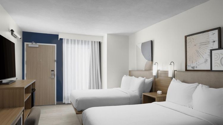 Quality Inn North Oceanfront Room