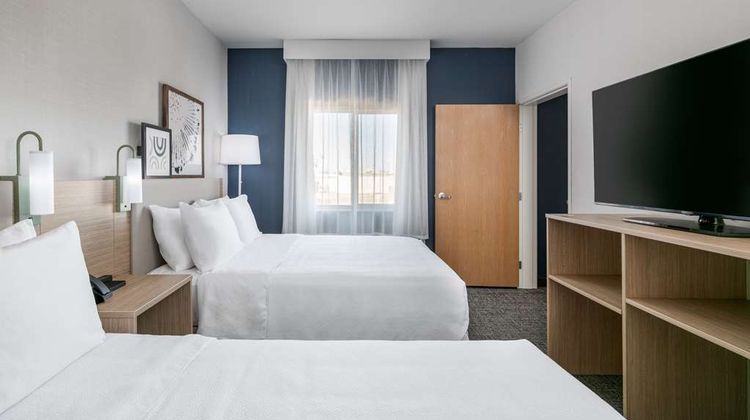 Spark by Hilton Dumas Room