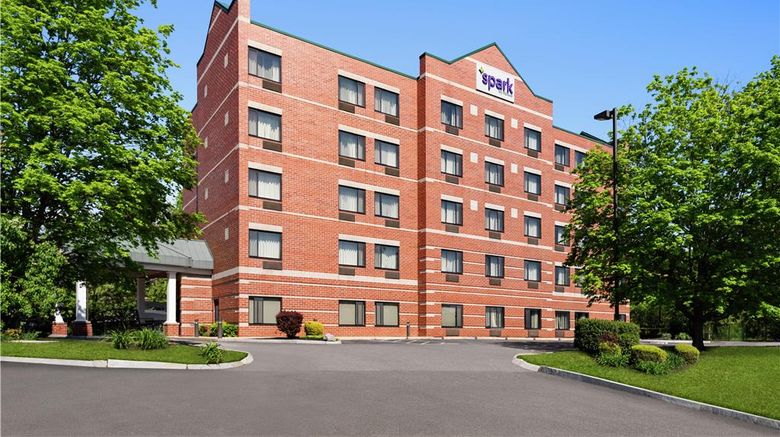 Spark by Hilton Woburn Boston Exterior. Images powered by <a href="https://iceportal.shijigroup.com" target="_blank" rel="noopener">Ice Portal</a>.