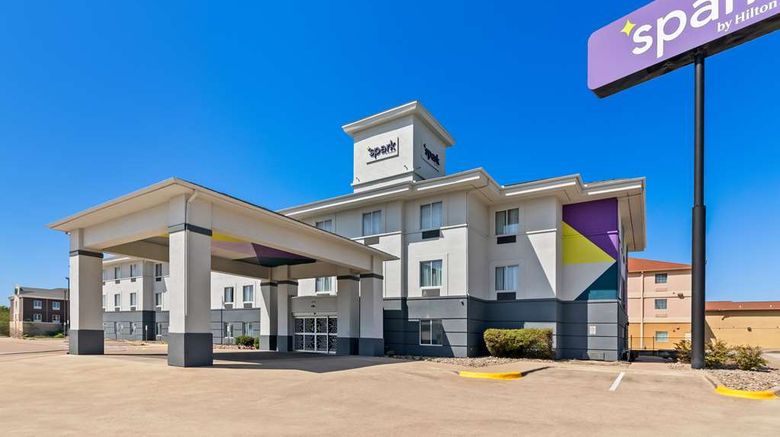 <b>Spark by Hilton Killeen Exterior</b>. Images powered by <a href="https://iceportal.shijigroup.com/" title="IcePortal" target="_blank">IcePortal</a>.