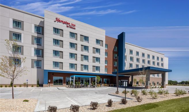 Hampton Inn Grand Island Medical Center Exterior