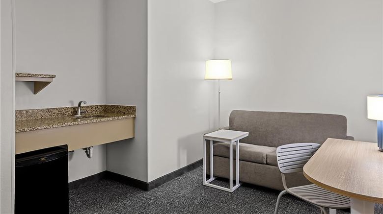 <b>Spark by Hilton Bluffton Other</b>. Images powered by <a href="https://iceportal.shijigroup.com/" title="IcePortal" target="_blank">IcePortal</a>.