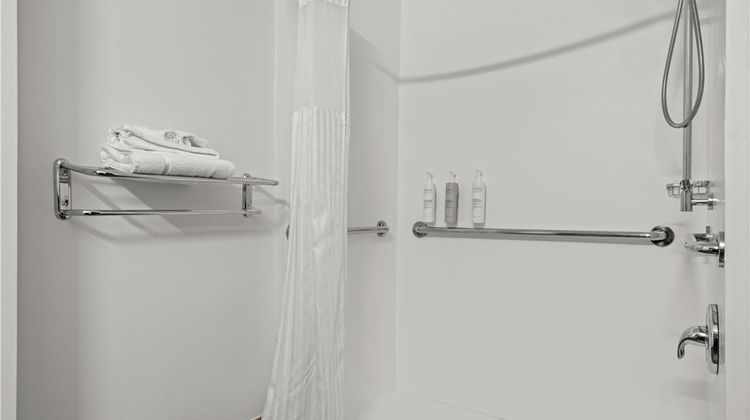 Spark by Hilton Bluffton Room