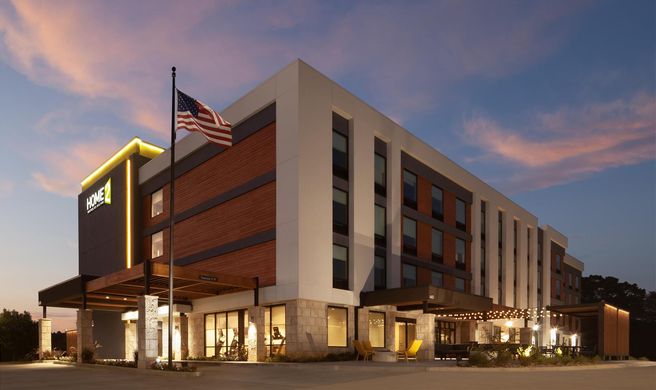 Home2 Suites by Hilton Texarkana Exterior