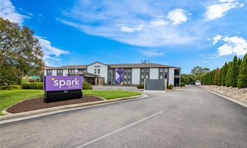 Spark by Hilton Roanoke Civic Center