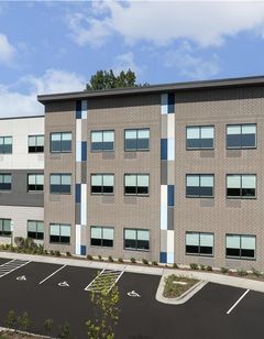 Tru by Hilton Joliet