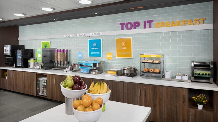 Tru by Hilton Joliet Restaurant