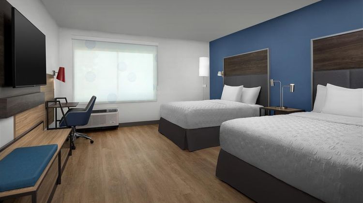 Tru by Hilton Joliet Room