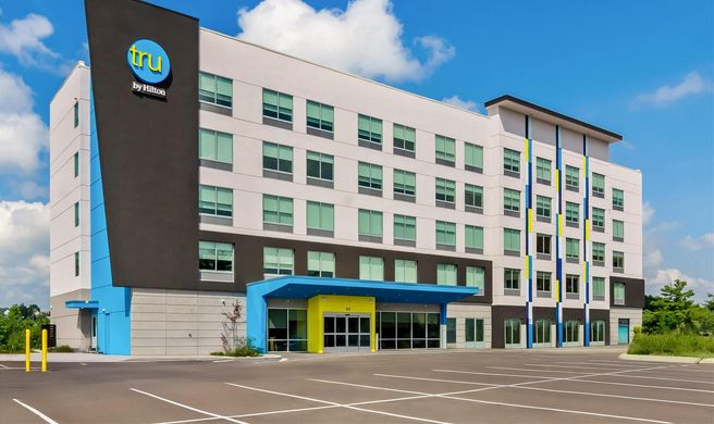 Tru by Hilton Princeton Exterior