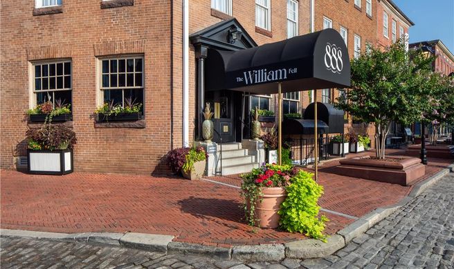 The William Fell Baltimore, Tapestry Exterior