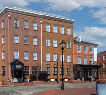 The William Fell Baltimore, Tapestry Exterior