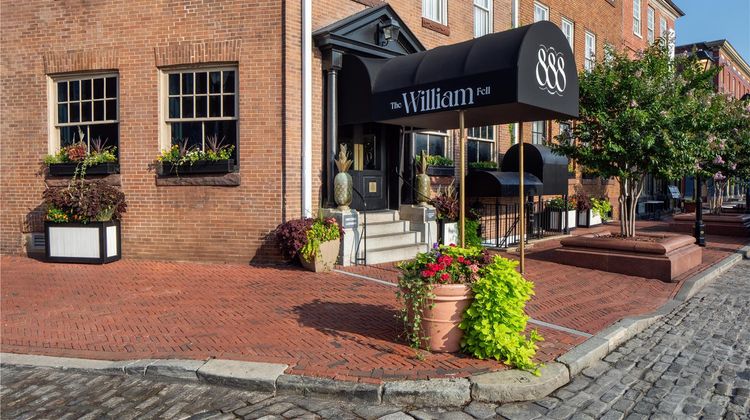 The William Fell Baltimore, Tapestry Exterior