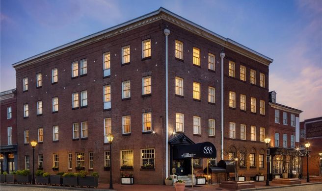 The William Fell Baltimore, Tapestry Exterior