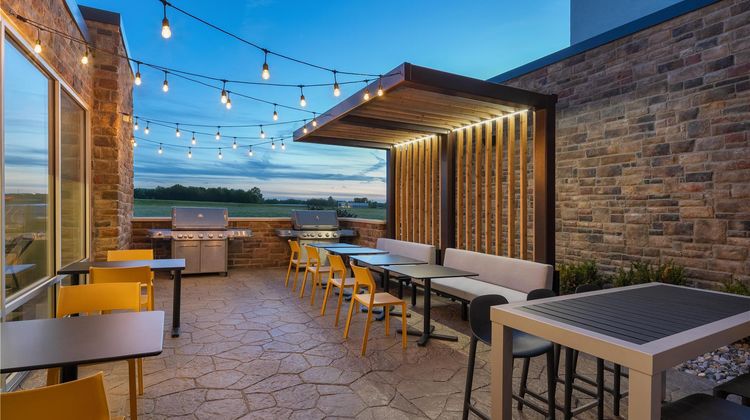 Home2 Suites Burlington Exterior
