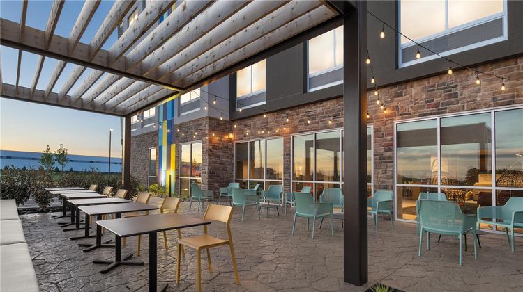 Home2 Suites Burlington Exterior
