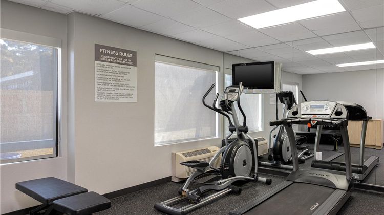 Spark by Hilton Wilmington Health