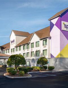 Spark by Hilton Wilmington