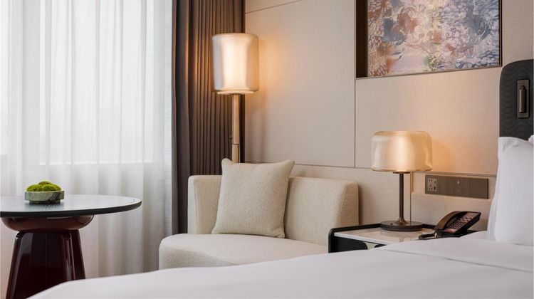 Canton Hotel Guangzhou Room