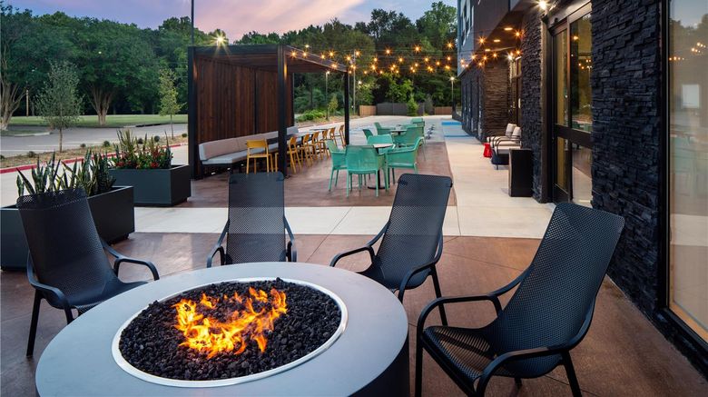 <b>Home2 Suites Tyler Exterior</b>. Images powered by <a href="https://iceportal.shijigroup.com/" title="IcePortal" target="_blank">IcePortal</a>.