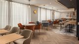 Home2 Suites Dublin City Centre Lobby