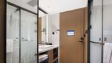 Hampton Inn XIY South Gate City Wall Room