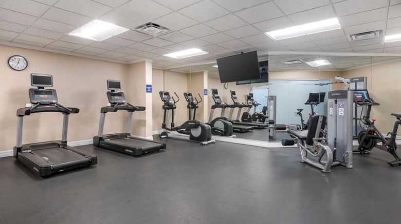 <b>Hilton Vacation Club Cypress Pointe Health</b>. Images powered by <a href="https://iceportal.shijigroup.com/" title="IcePortal" target="_blank">IcePortal</a>.