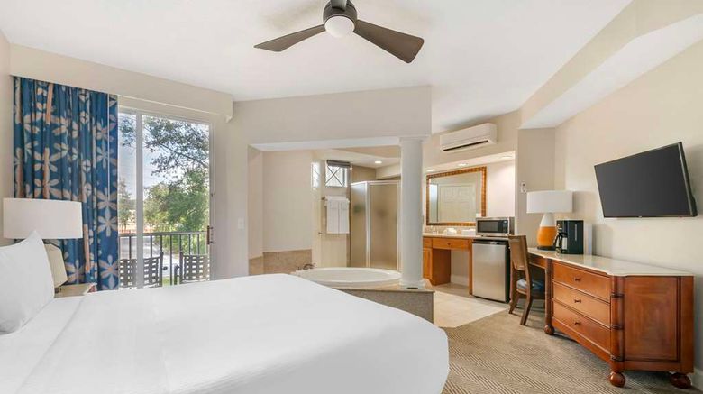 <b>Hilton Vacation Club Cypress Pointe Room</b>. Images powered by <a href="https://iceportal.shijigroup.com/" title="IcePortal" target="_blank">IcePortal</a>.