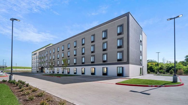 <b>ECHO Suites Extended Stay by Wyndham Exterior</b>. Images powered by <a href="https://iceportal.shijigroup.com/" title="IcePortal" target="_blank">IcePortal</a>.
