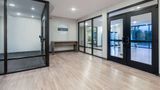 <b>Echo Suites Richmond West Lobby</b>. Images powered by <a href="https://iceportal.shijigroup.com/" title="IcePortal" target="_blank">IcePortal</a>.