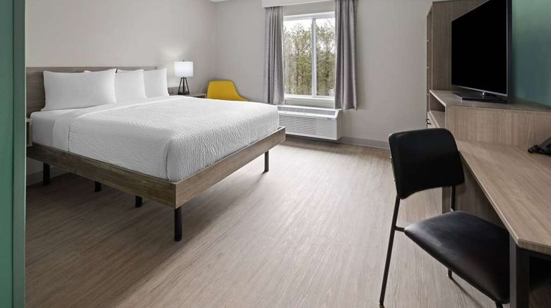 <b>Echo Suites Richmond West Suite</b>. Images powered by <a href="https://iceportal.shijigroup.com/" title="IcePortal" target="_blank">IcePortal</a>.