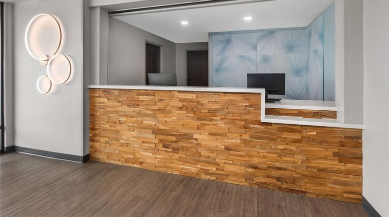 <b>ECHO Suites Fort Worth I-35 Lobby</b>. Images powered by <a href="https://iceportal.shijigroup.com/" title="IcePortal" target="_blank">IcePortal</a>.