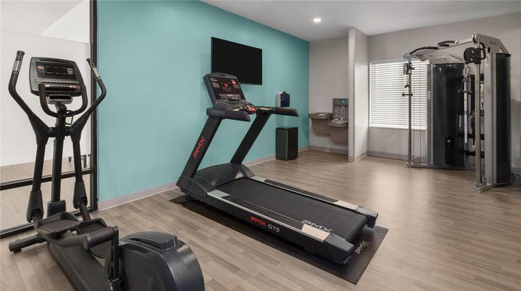ECHO Suites Fort Worth I-35 Health