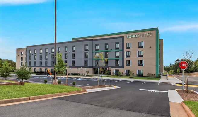 Echo Suites Sterling Exterior