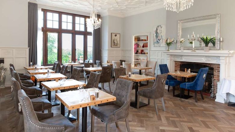 <b>Stanhill Court Hotel Restaurant</b>. Images powered by <a href="https://iceportal.shijigroup.com/" title="IcePortal" target="_blank">IcePortal</a>.