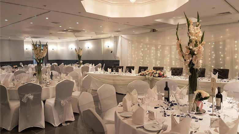 <b>Stanhill Court Hotel Ballroom</b>. Images powered by <a href="https://iceportal.shijigroup.com/" title="IcePortal" target="_blank">IcePortal</a>.