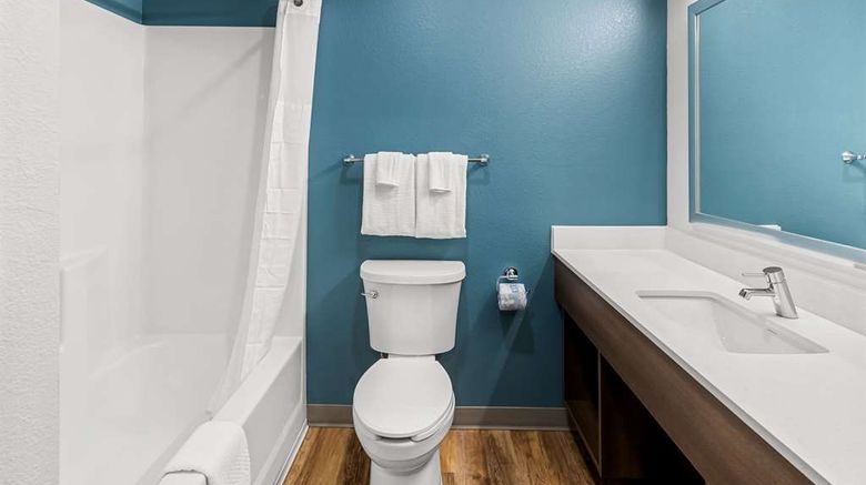 <b>WoodSpring Suites Kansas City Airport Room</b>. Images powered by <a href="https://iceportal.shijigroup.com/" title="IcePortal" target="_blank">IcePortal</a>.