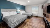 WoodSpring Suites Kansas City Airport Suite