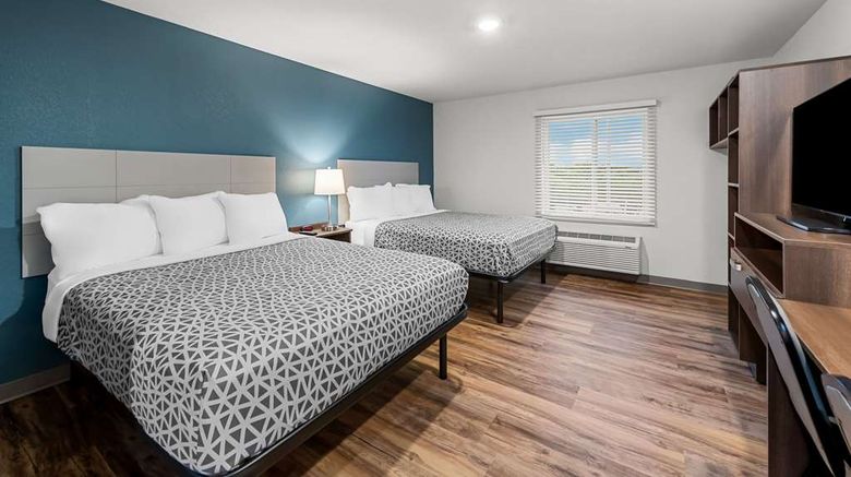 <b>WoodSpring Suites Kansas City Airport Suite</b>. Images powered by <a href="https://iceportal.shijigroup.com/" title="IcePortal" target="_blank">IcePortal</a>.